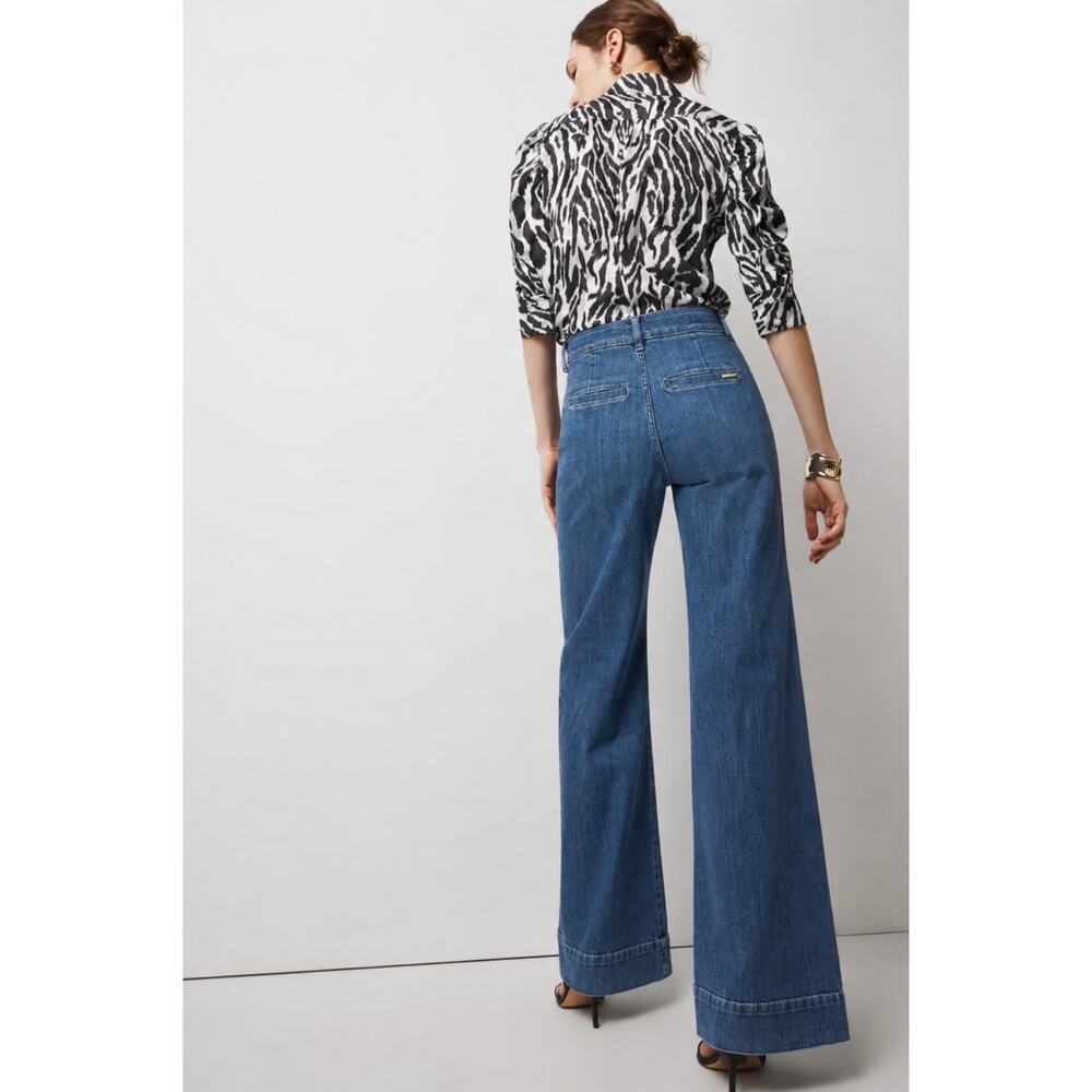 White House Black Market Extra High-Rise Wide Leg Trouser Soft Jeans Size 4 - Picture 2 of 8